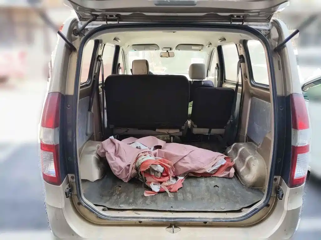 Wuling Motors Wuling Hongguang 2013 2010 1.2L Basic (China IV)