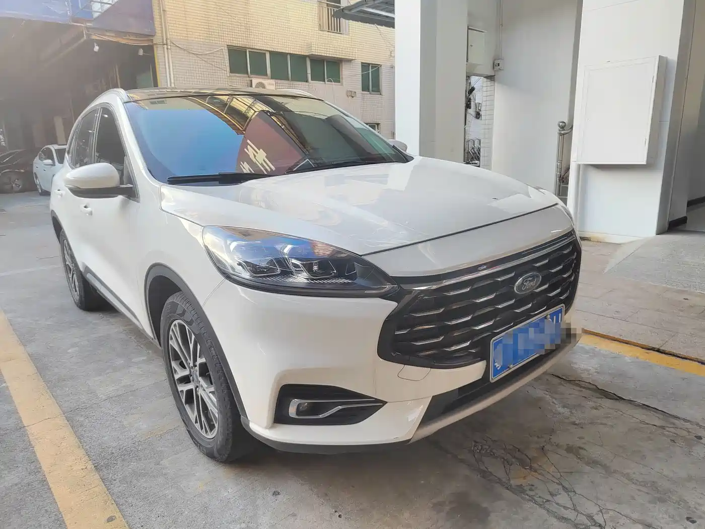 FORD RUIJI