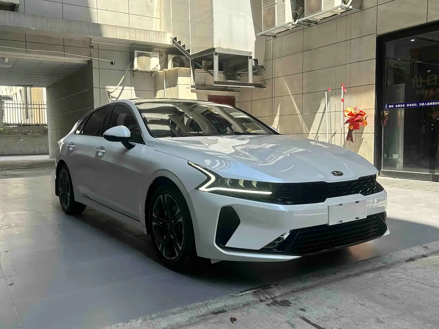Kia K5 2020 270T CVVD Luxury Edition фото 19