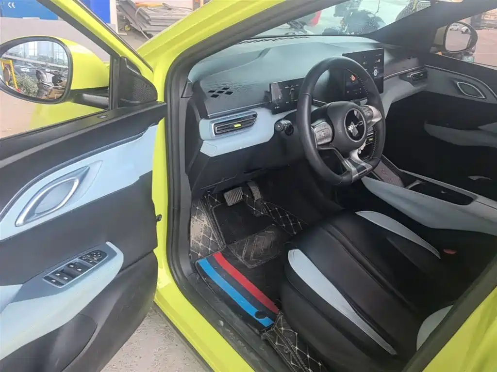 BYD Seagull 2024 Glory Edition 305km Freedom Edition фото 16