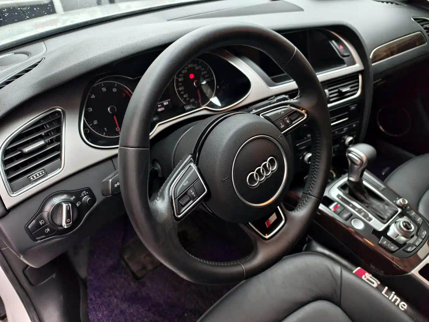 Audi A4L 2013 35 TFSI Automatic Luxury фото 11