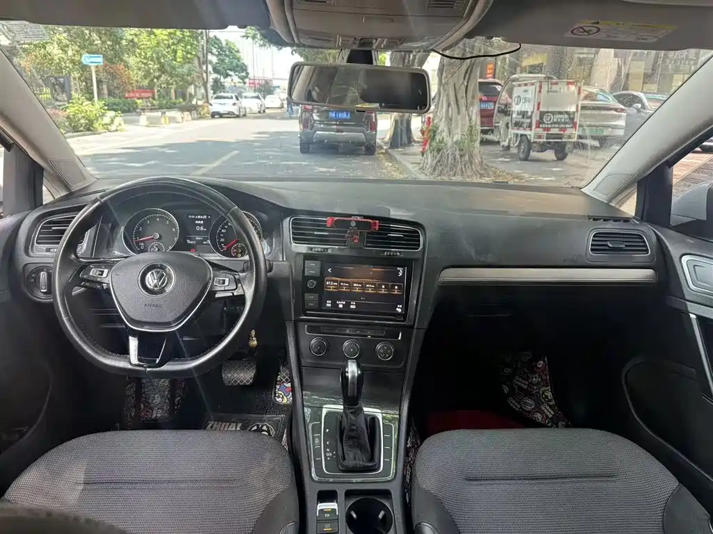 Volkswagen Golf 2019 280TSI DSG Comfort (China V) фото 6
