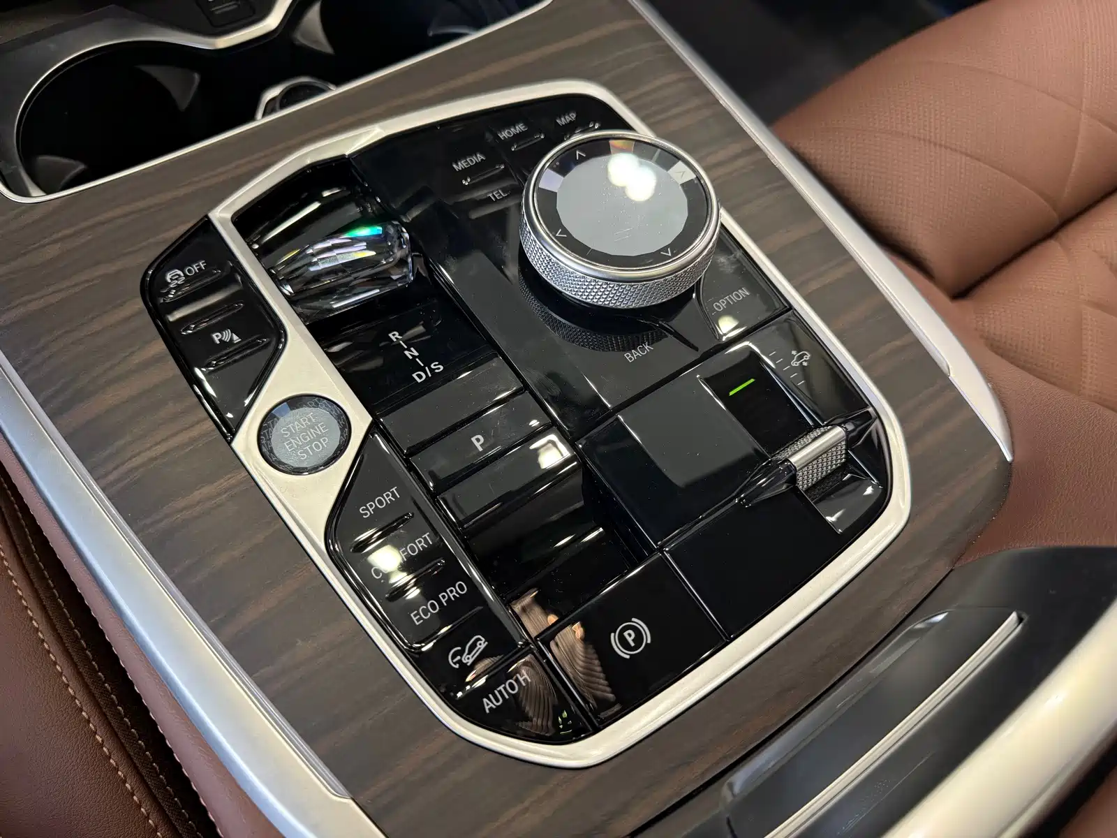 Фото 12 - BMW X7