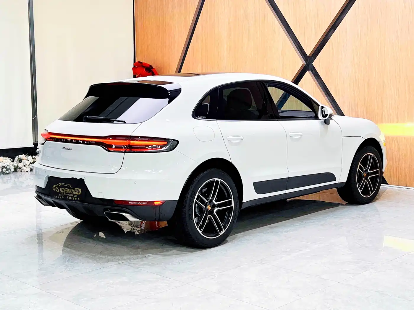 Porsche Macan 2021 Macan 2.0T фото 13