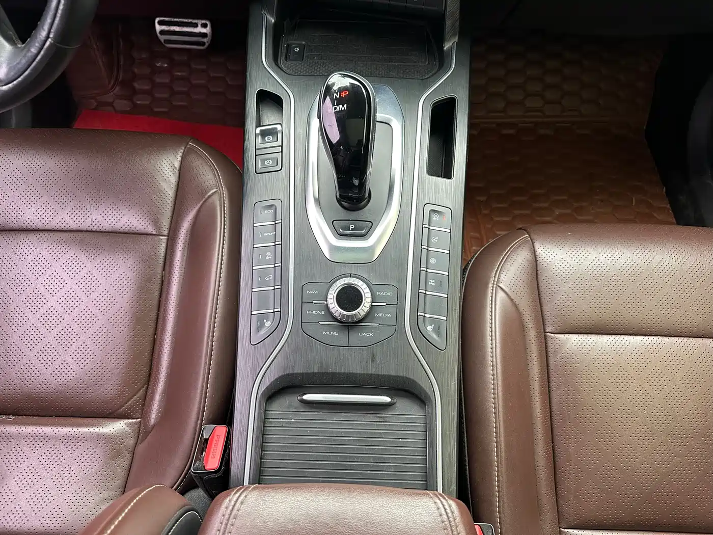 WEI PAI WEI BRAND VV6