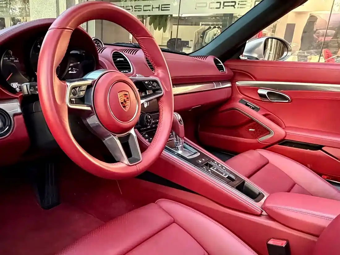 Porsche 718 2022 Boxster 2.0T фото 6