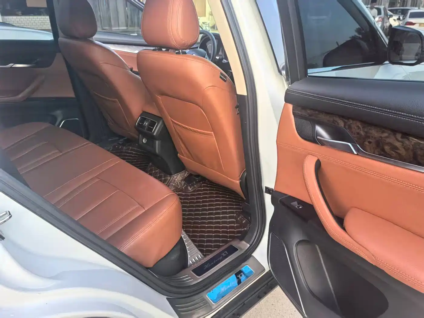 Hanteng Auto Hanteng X7 2017 2016 2.0T DCT Luxury