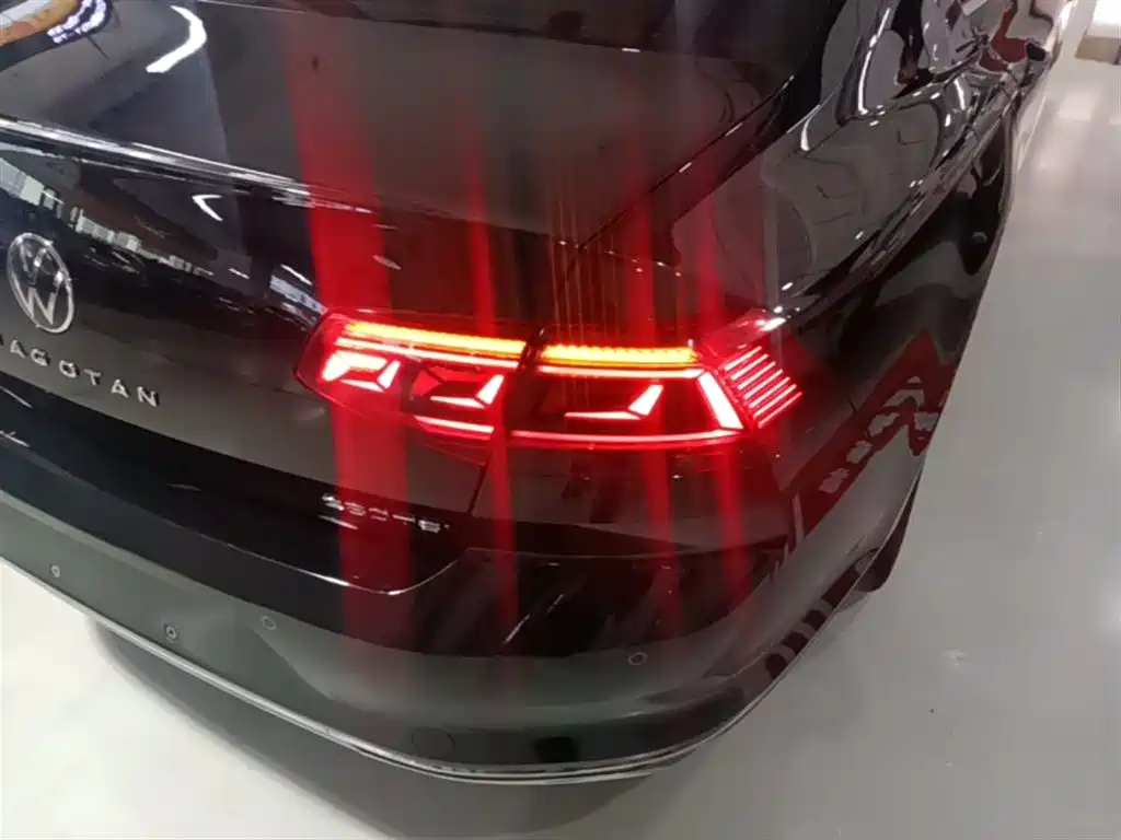 Volkswagen Magotan 2020 380TSI DSG Luxury фото 24