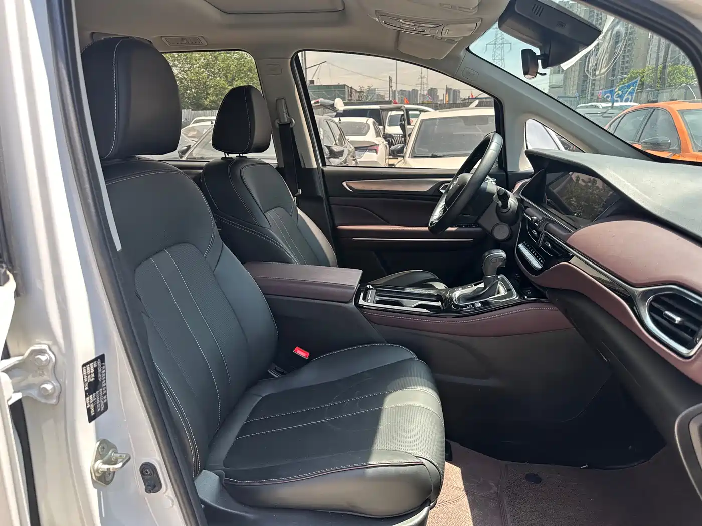 GAC Trumpchi Trumpchi M6 2023 PRO 270T DCT Luxury Edition фото 11
