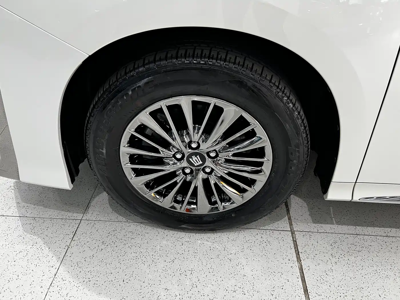 Toyota Vellfire 2021 Crown Hybrid 2.5L HV Supreme Edition фото 11