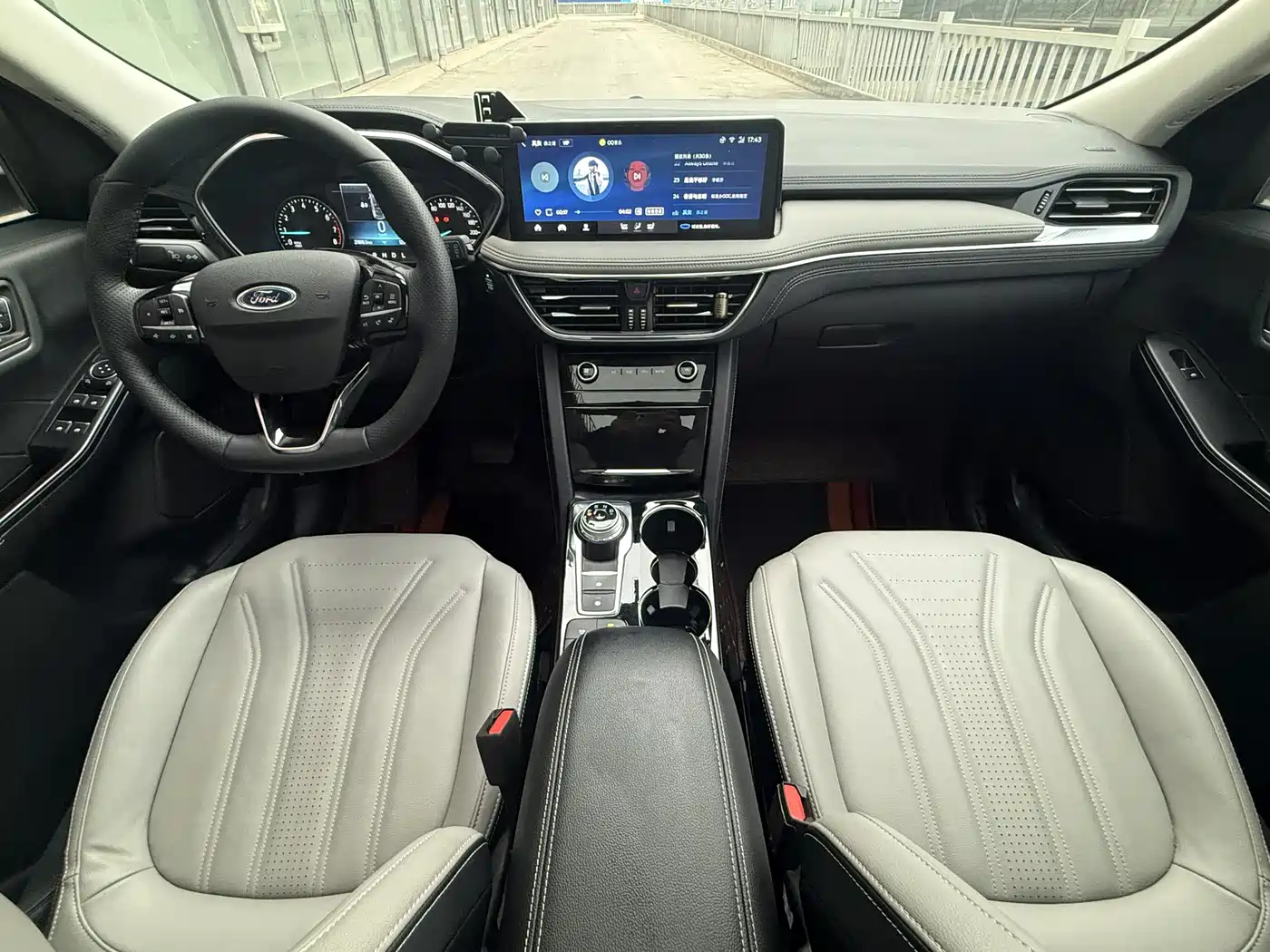 FORD RUIJI