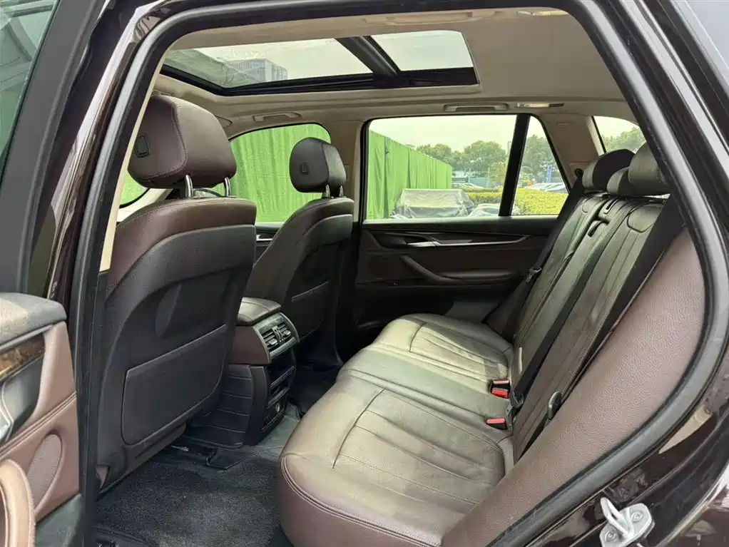 BMW X5 (Import) 2017 xDrive28i фото 11