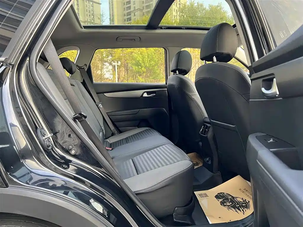 Kia Sportage 2019 2.0L Automatic Smart Luxury Edition фото 11