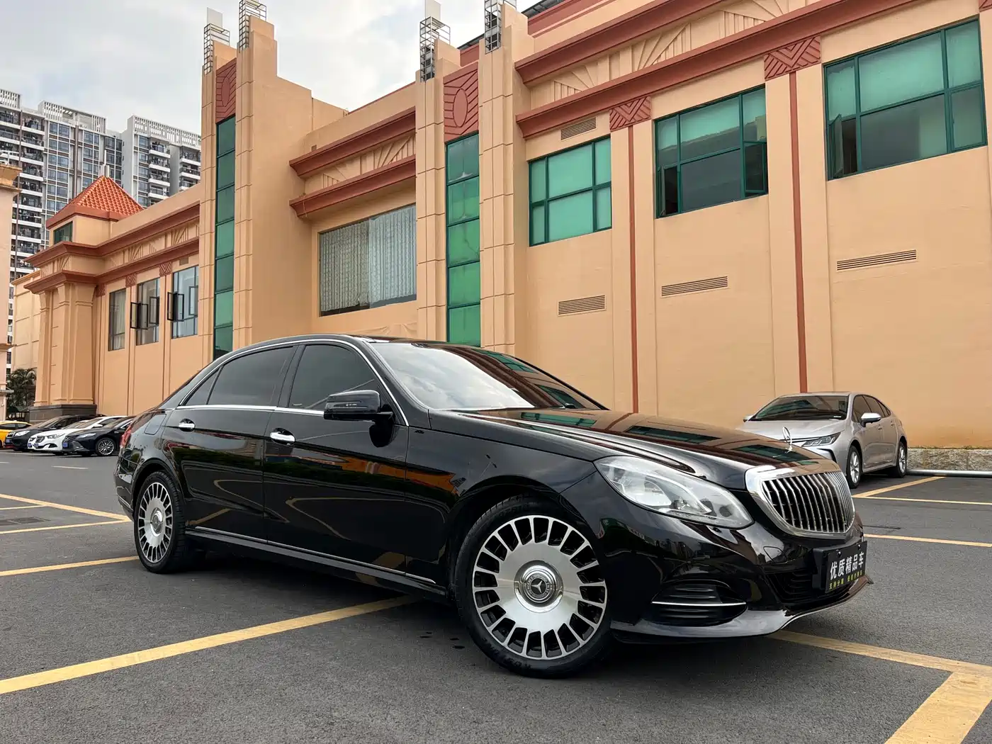 Mercedes-Benz E-Class 2015 Facelift E 260 L фото 3