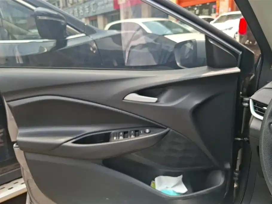 Chevrolet Cavalier 2021 325T Auto Joy Edition фото 7