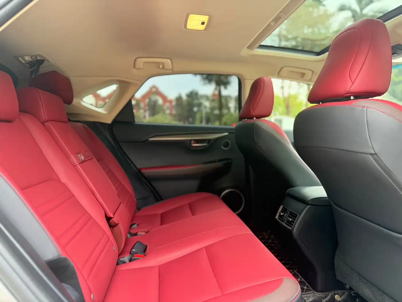 Lexus NX 2018 Model 300h FWD Fengshang Edition China V фото 13