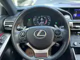 Фото 7 - Lexus IS