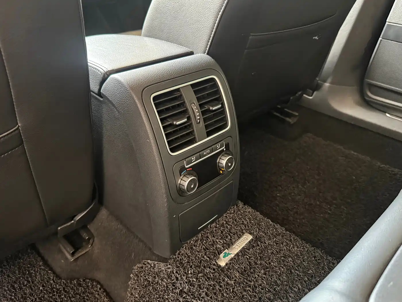 Volkswagen Magotan 2012 3.0FSI Flagship фото 14