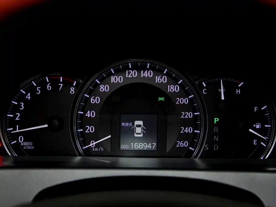 Toyota Crown 2010 4.3L Royal Saloon VIP фото 37
