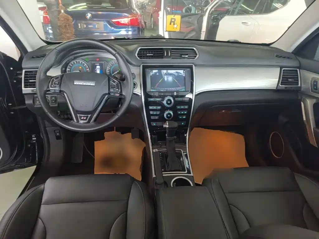 Фото 10 - Haval H2