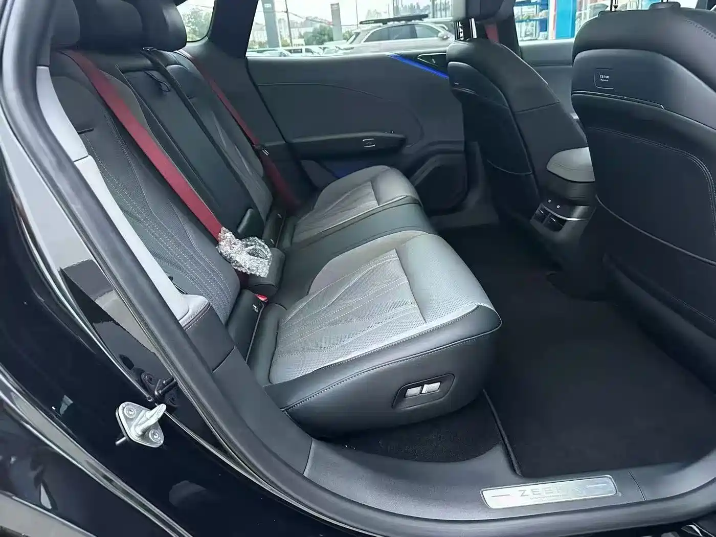 ZEEKR 007GT 2026