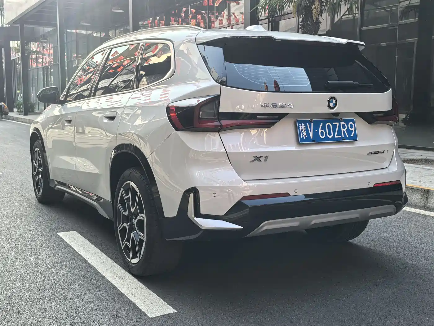 BMW X1 2024 sDrive25Li X Design Package фото 3
