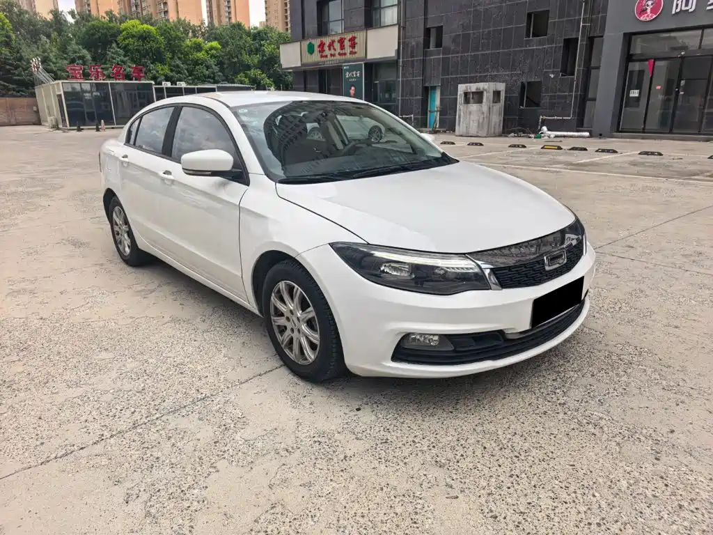 Qoros 3 2019 2018 Sedan 1.6L Auto Leading