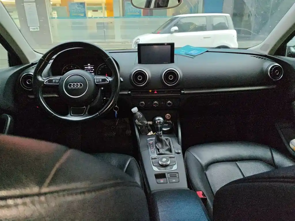 Audi A3 2015 Sportback 35 TFSI Millionth Anniversary Intelligent Leader Type фото 13
