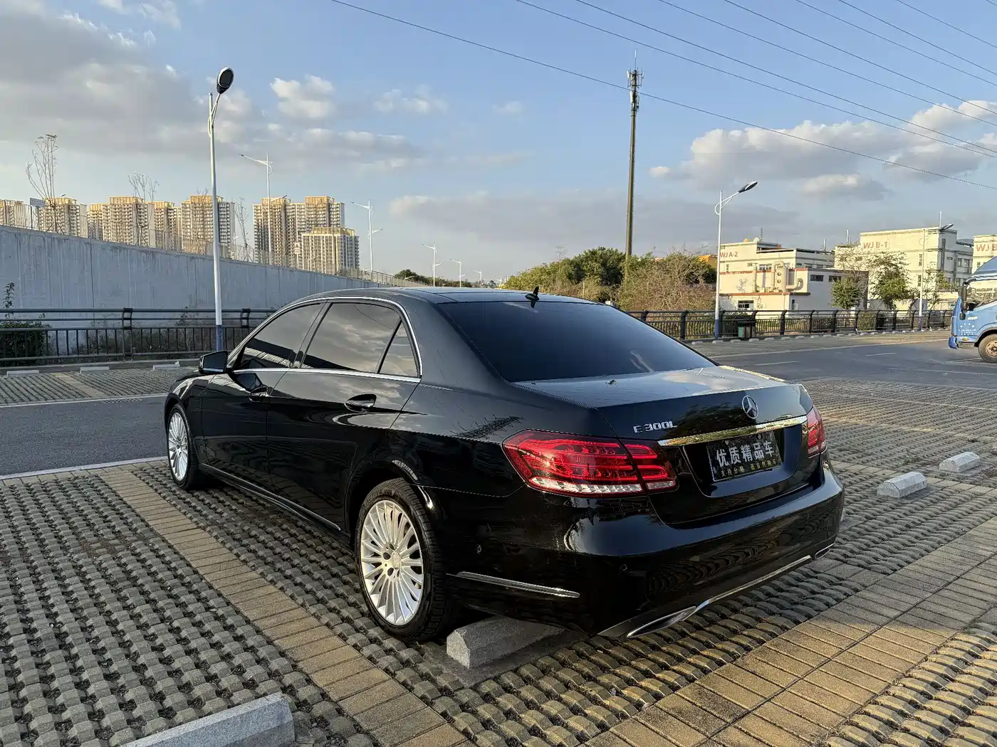Mercedes-Benz E-Class 2015 E 260 L фото 6