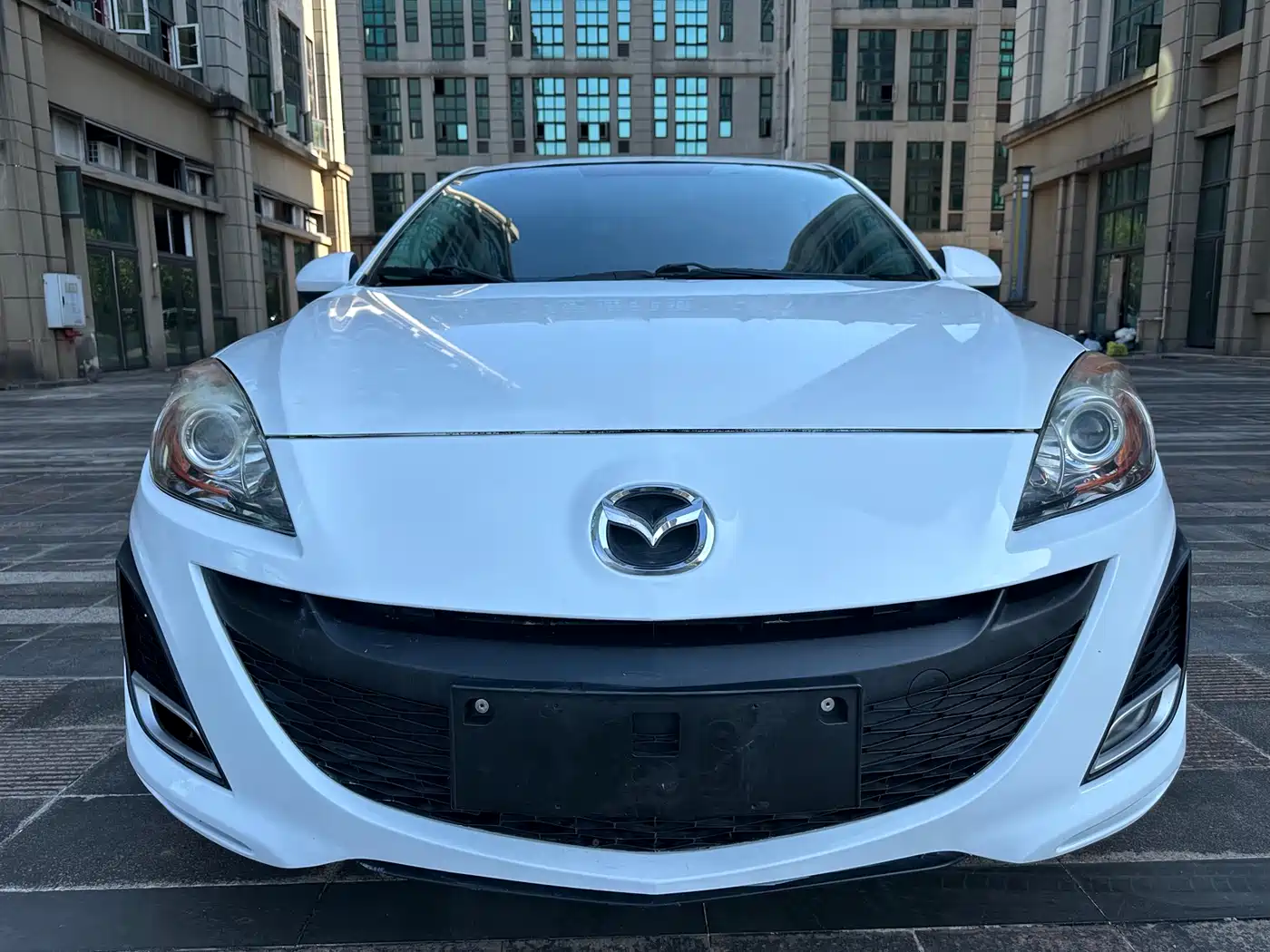 Mazda Mazda3 Axela 2013 2011 Sedan 1.6L Automatic Elite