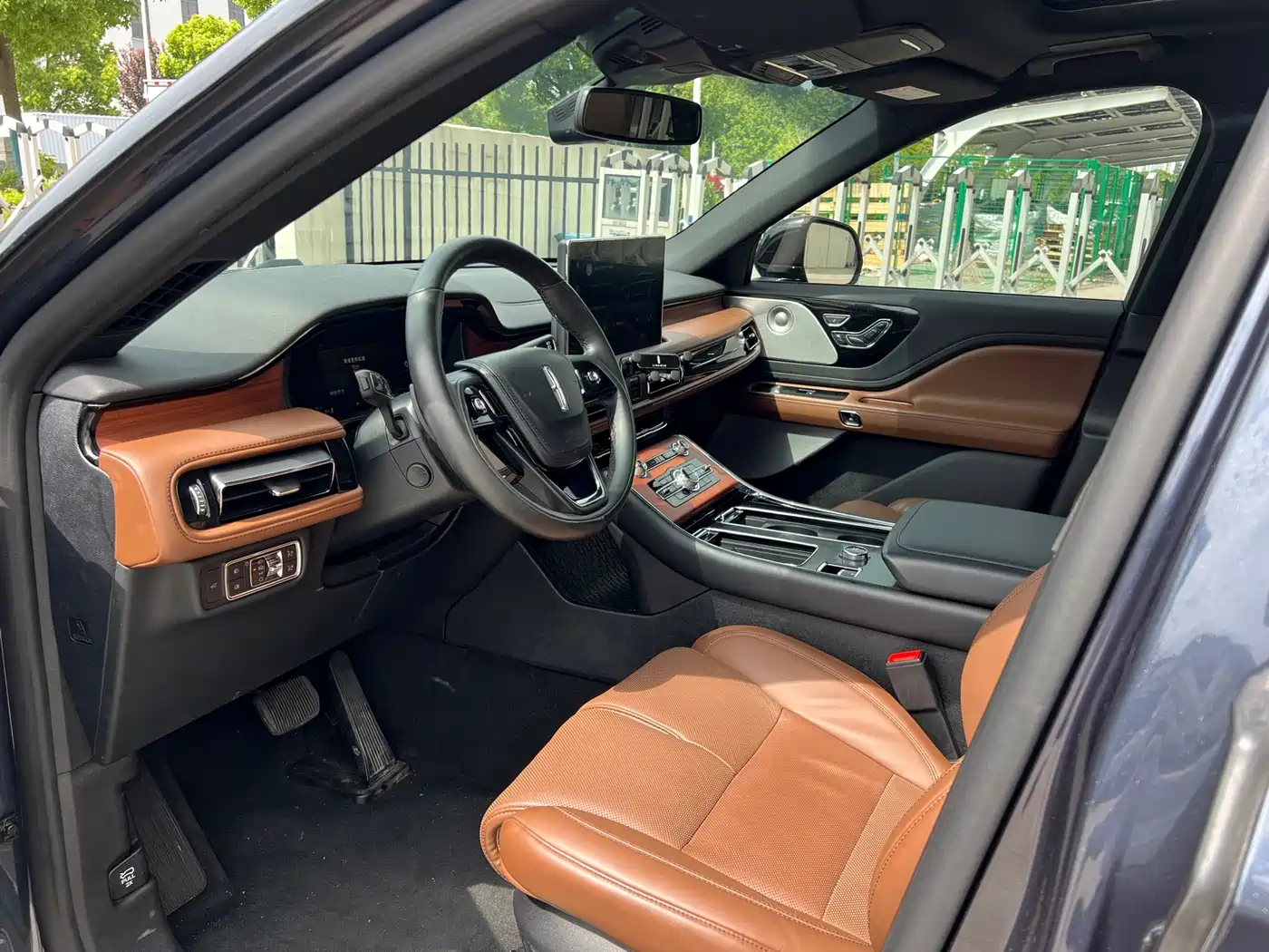 Lincoln Aviator 2021 3.0T V6 4WD Executive Edition фото 12
