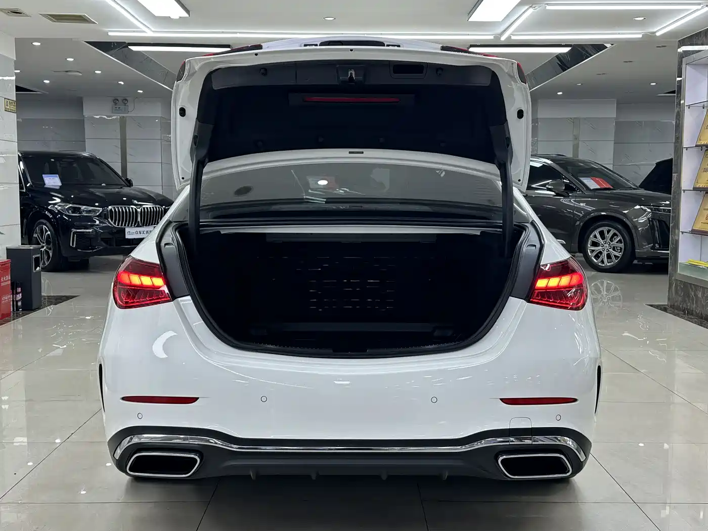 Mercedes-Benz C-Class 2023 C 200 L Sport фото 7