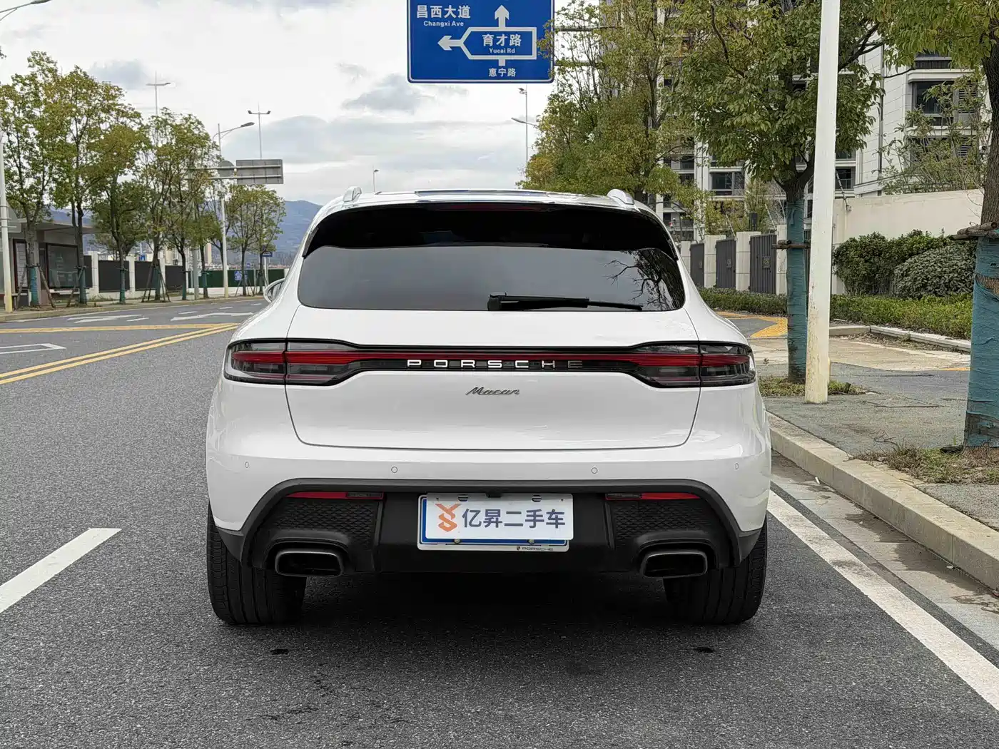 Porsche Macan 2024 Macan 2.0T фото 5