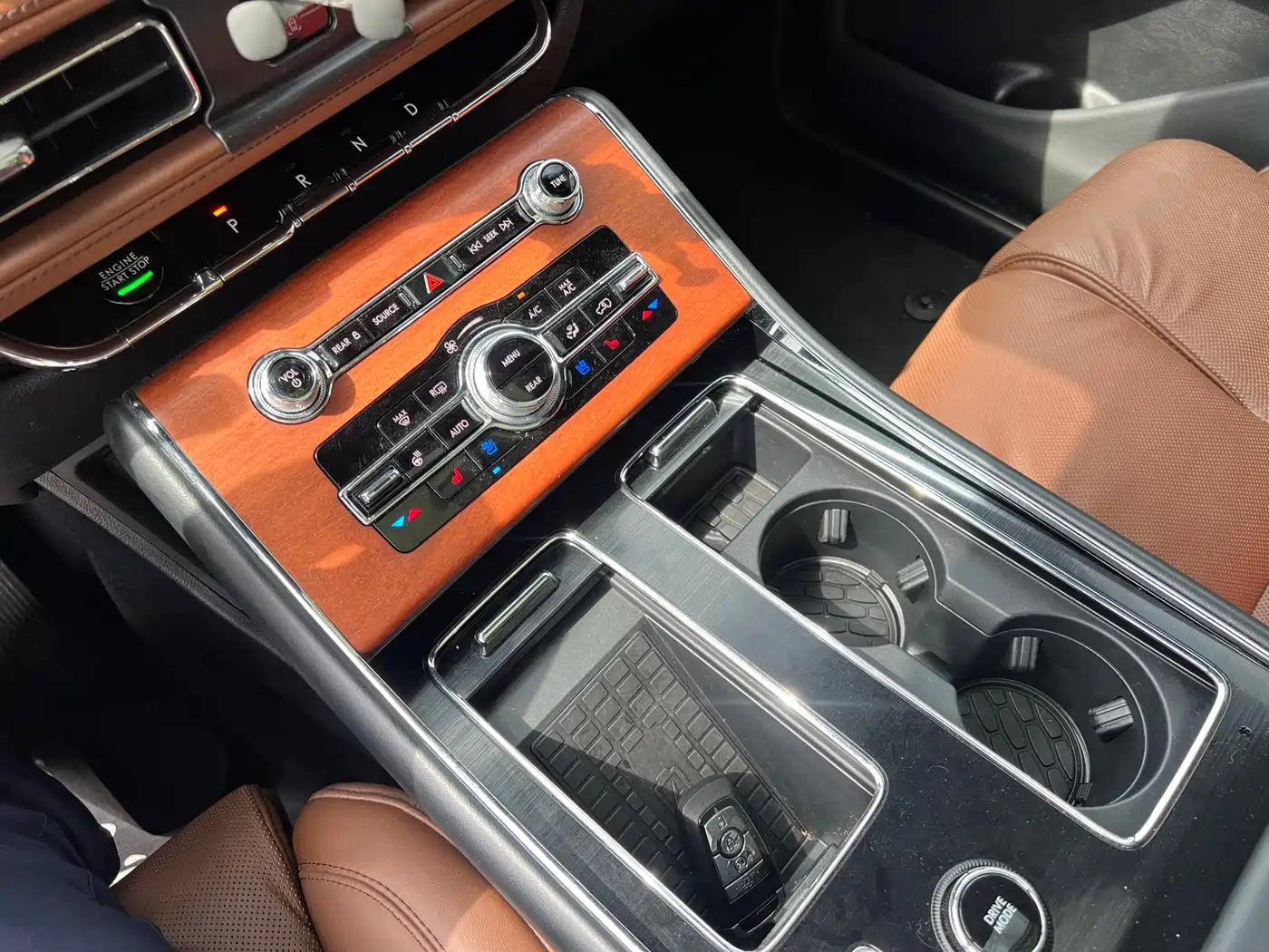 Lincoln Aviator 2021 3.0T V6 4WD Executive Edition фото 17