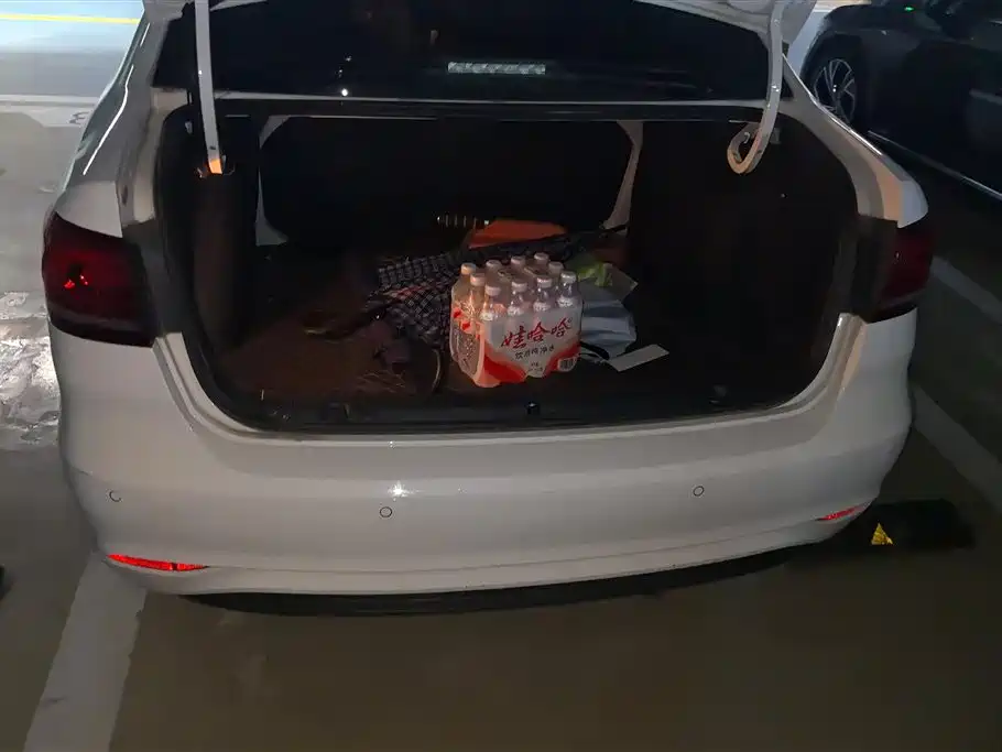Volkswagen Lavida 2019 Lavida Start 1.5L Auto Trend (China VI) фото 4