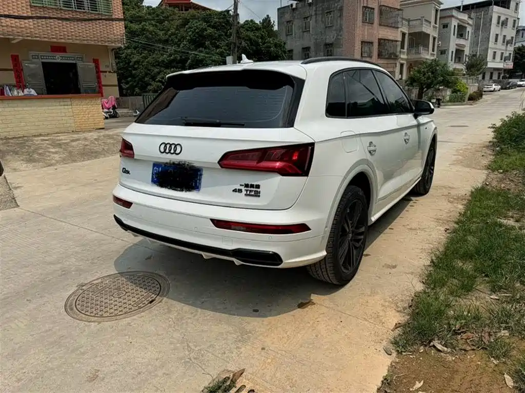 Audi Q5L 2020 45 TFSI Premium Sport фото 9