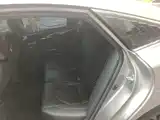 Photo 13 - Toyota Avalon