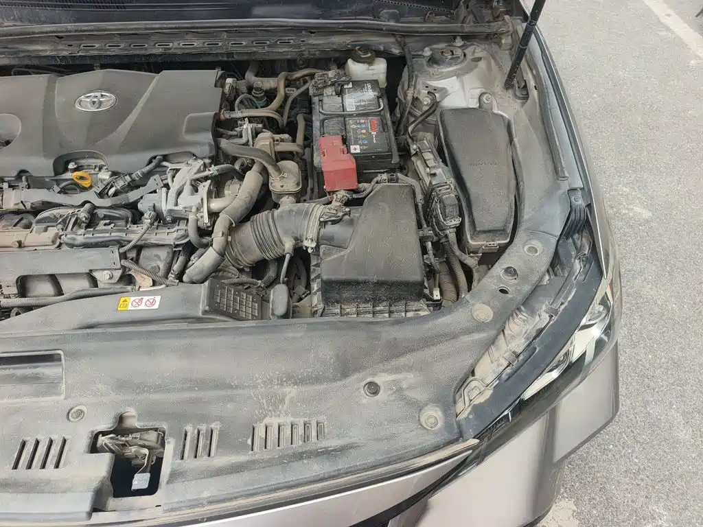 Photo 21 - Toyota Avalon