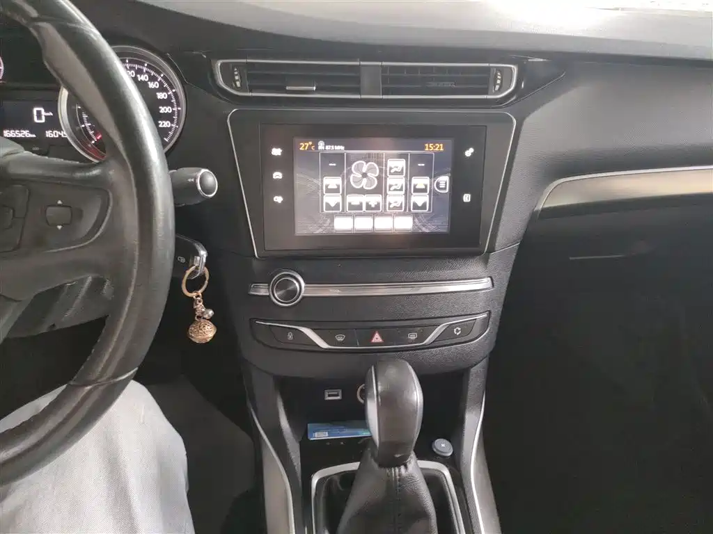 Peugeot 408 2016 1.6T Automatic Luxury Edition фото 13