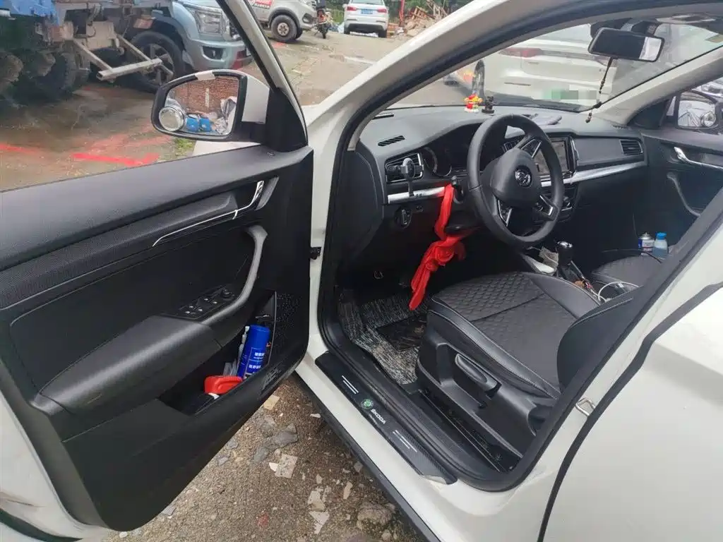 Škoda Kamiq 2018 1.5L Automatic Comfort Version China VI фото 14