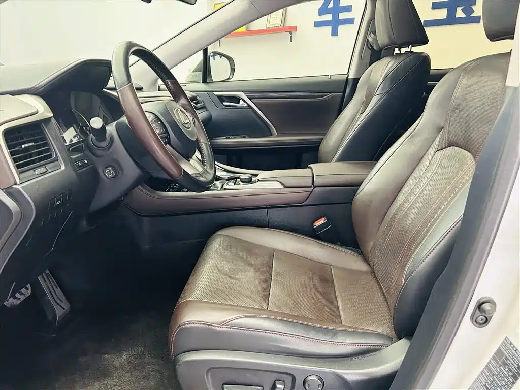 Lexus RX 2016 300 2WD Comfort Edition China V фото 19
