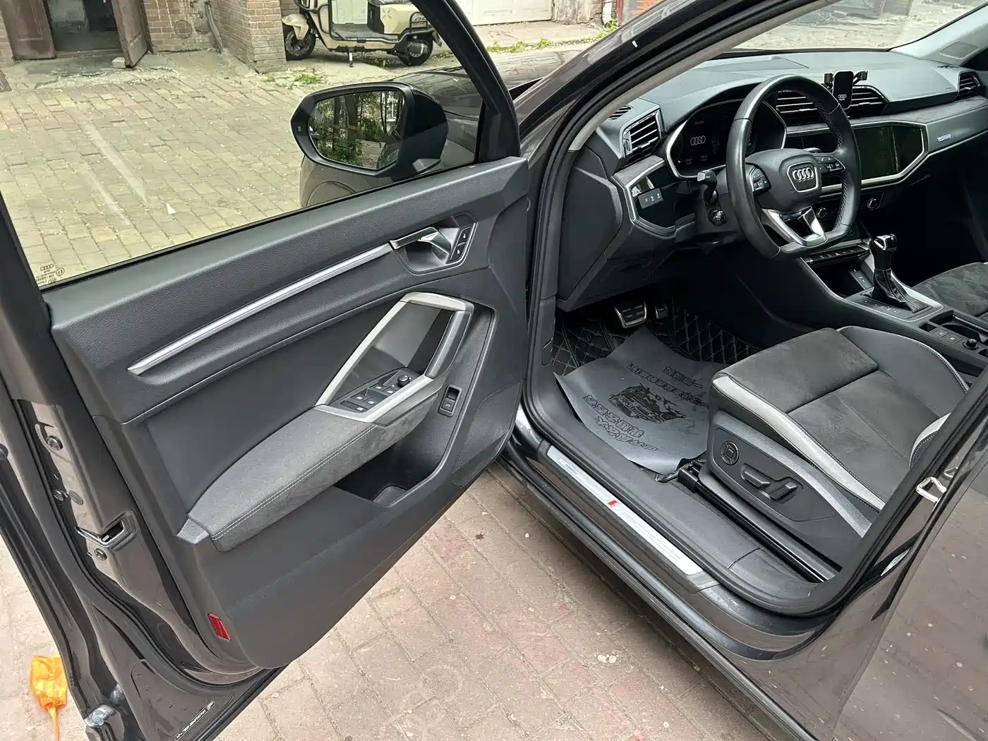 Audi Q3 2023 35 TFSI Fashion Dynamic (1.4T) фото 9