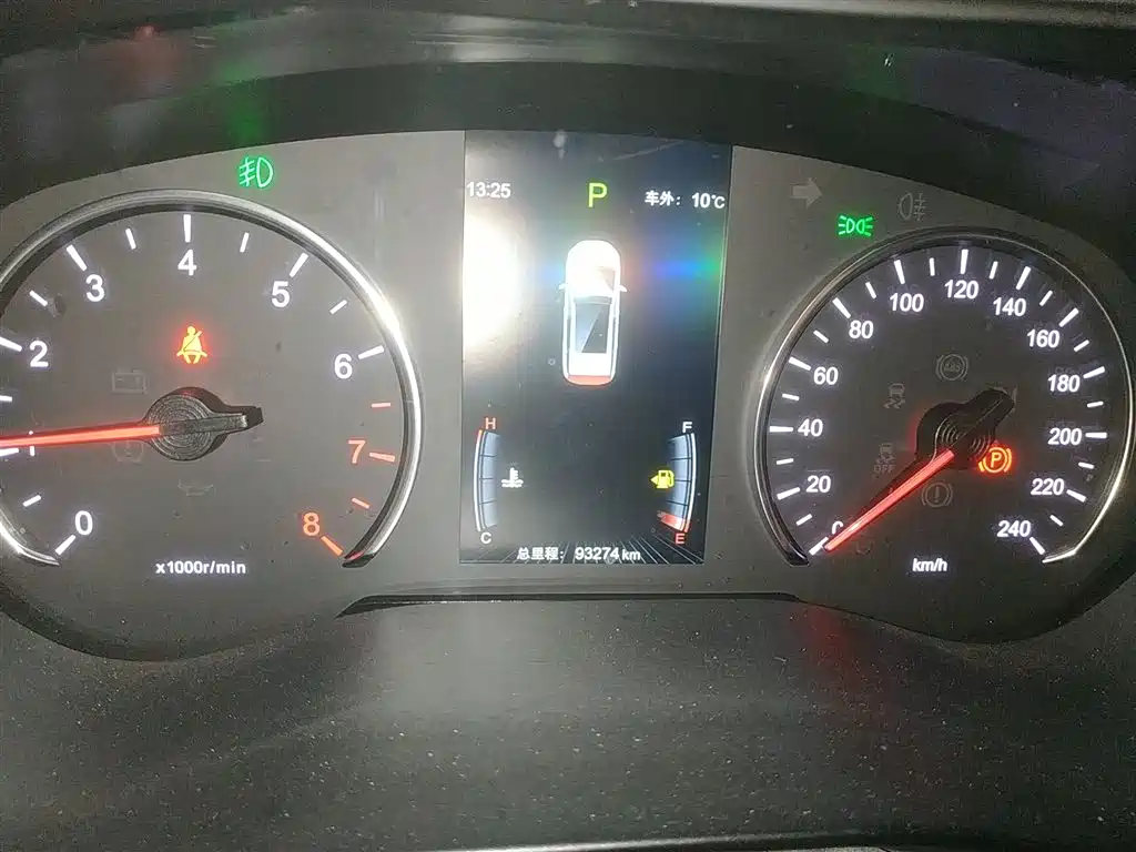 BYD Song MAX 2018 1.5T Auto Smart Connected Elite 6-Seater фото 12