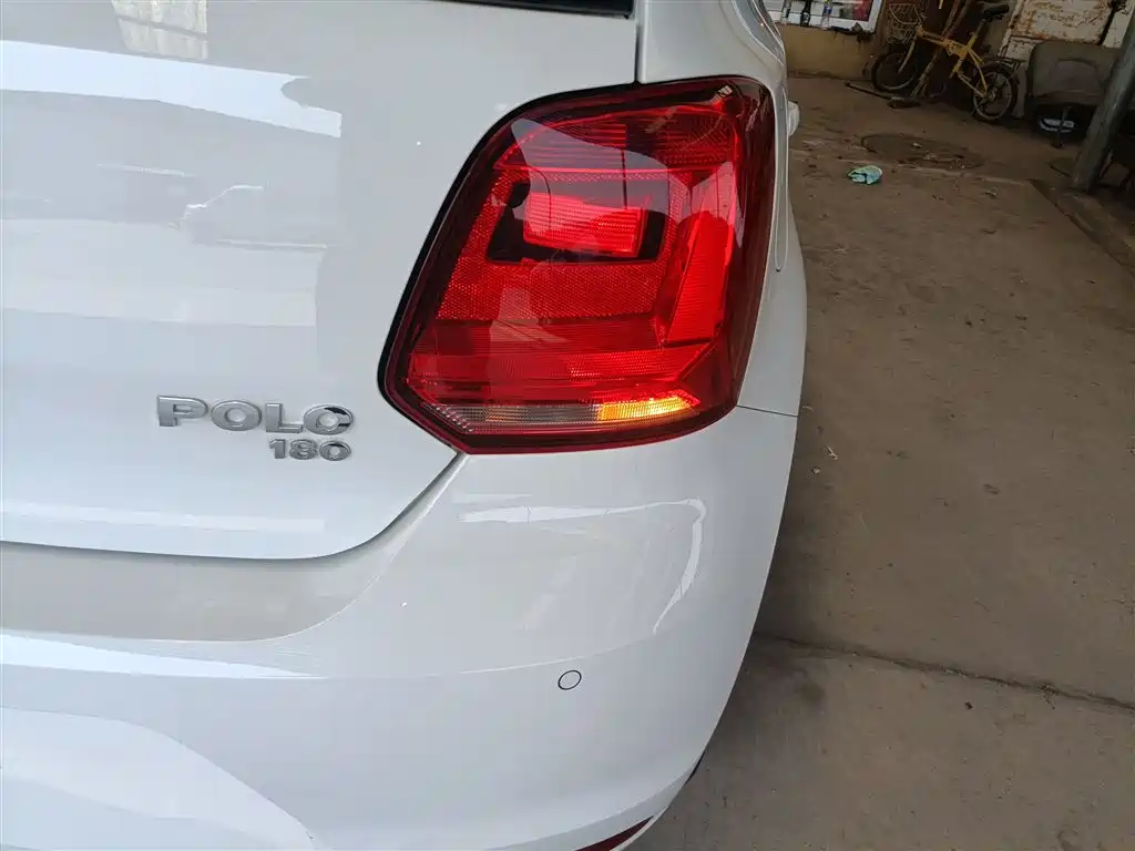 Volkswagen Polo 2018 1.5L Auto Comfort фото 8