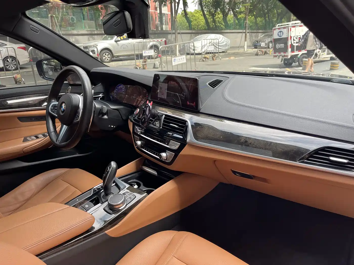 BMW 5 Series 2019 530Li Leading M Sport Package фото 17