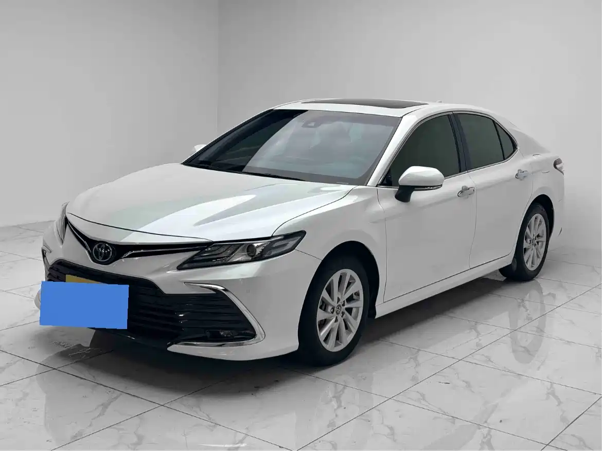 Toyota Camry 2023 2.0G Luxury Edition