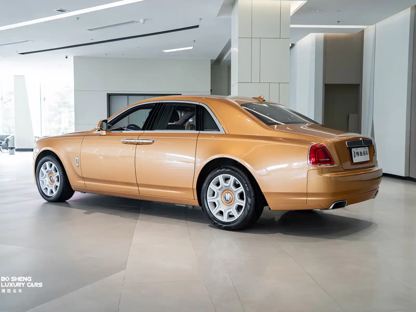 Фото 12 - Rolls-Royce Ghost
