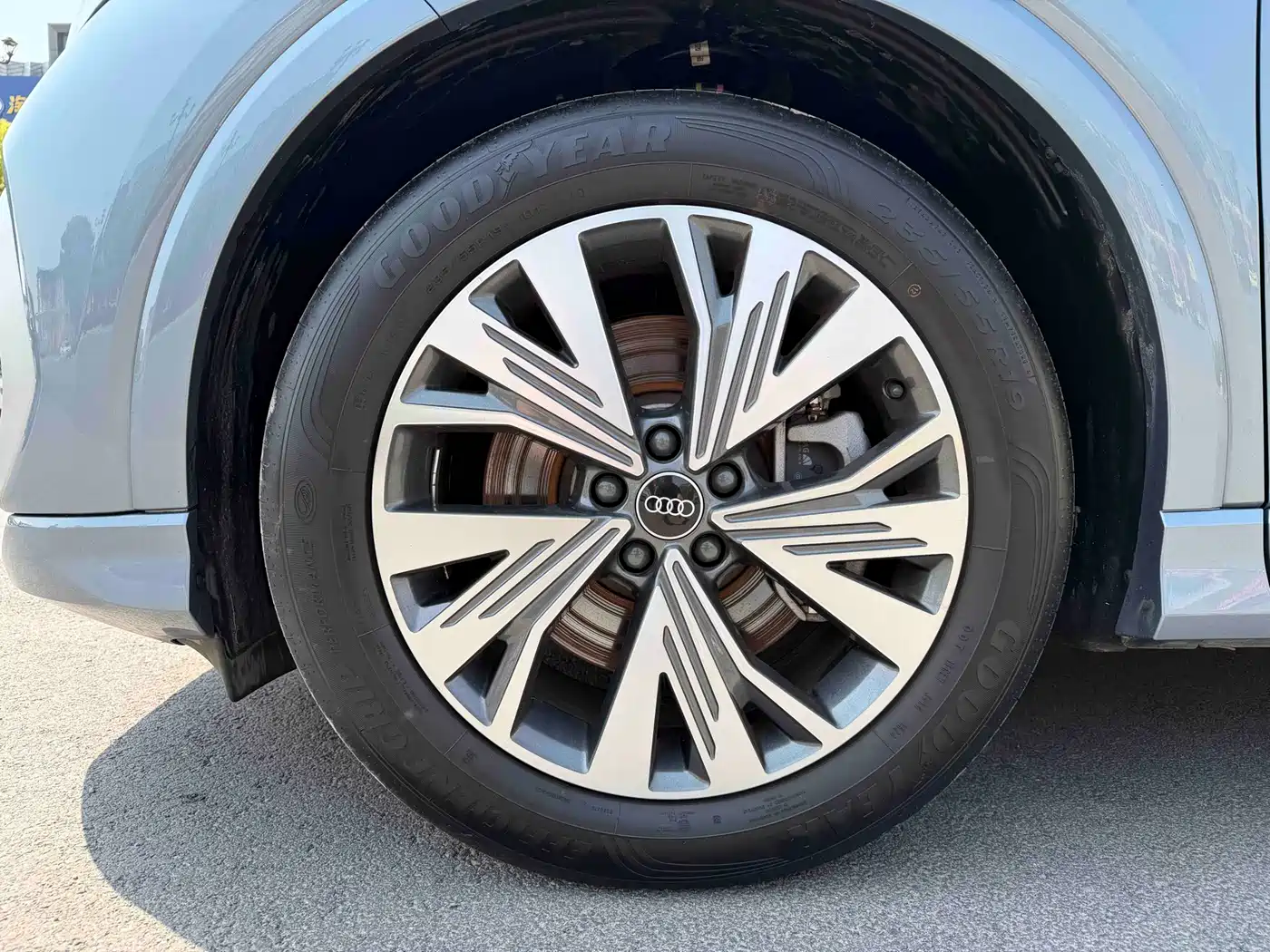 Audi Q4 e-tron 2024 40 e-tron Pioneer Edition фото 4