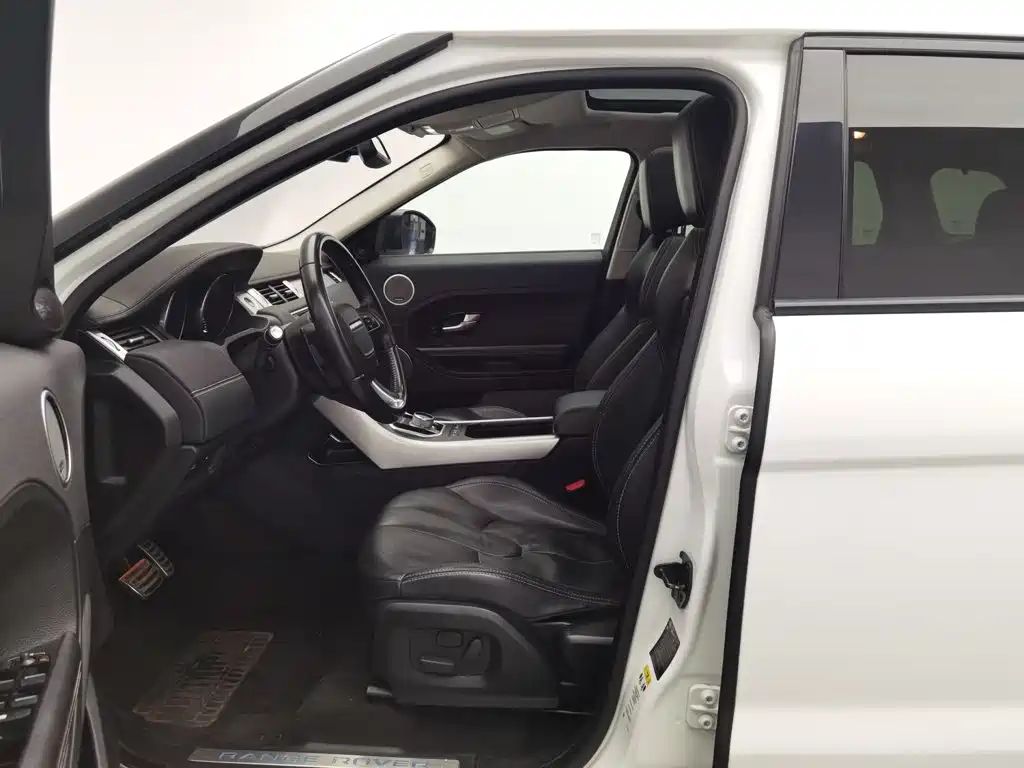 Land Rover Range Rover Evoque (Import) 2014 2014 2.0T 5-door Brilliance Sport