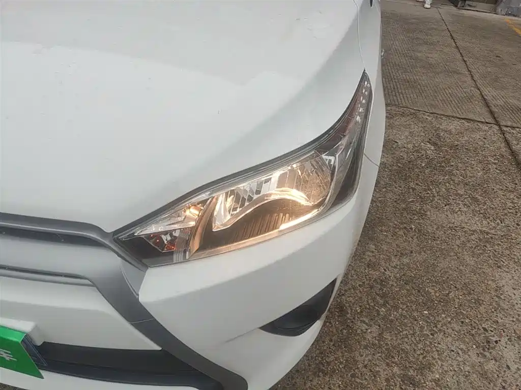 Toyota YARiS L Zhi Xuan 2015 1.5E Auto Charming Edition фото 23